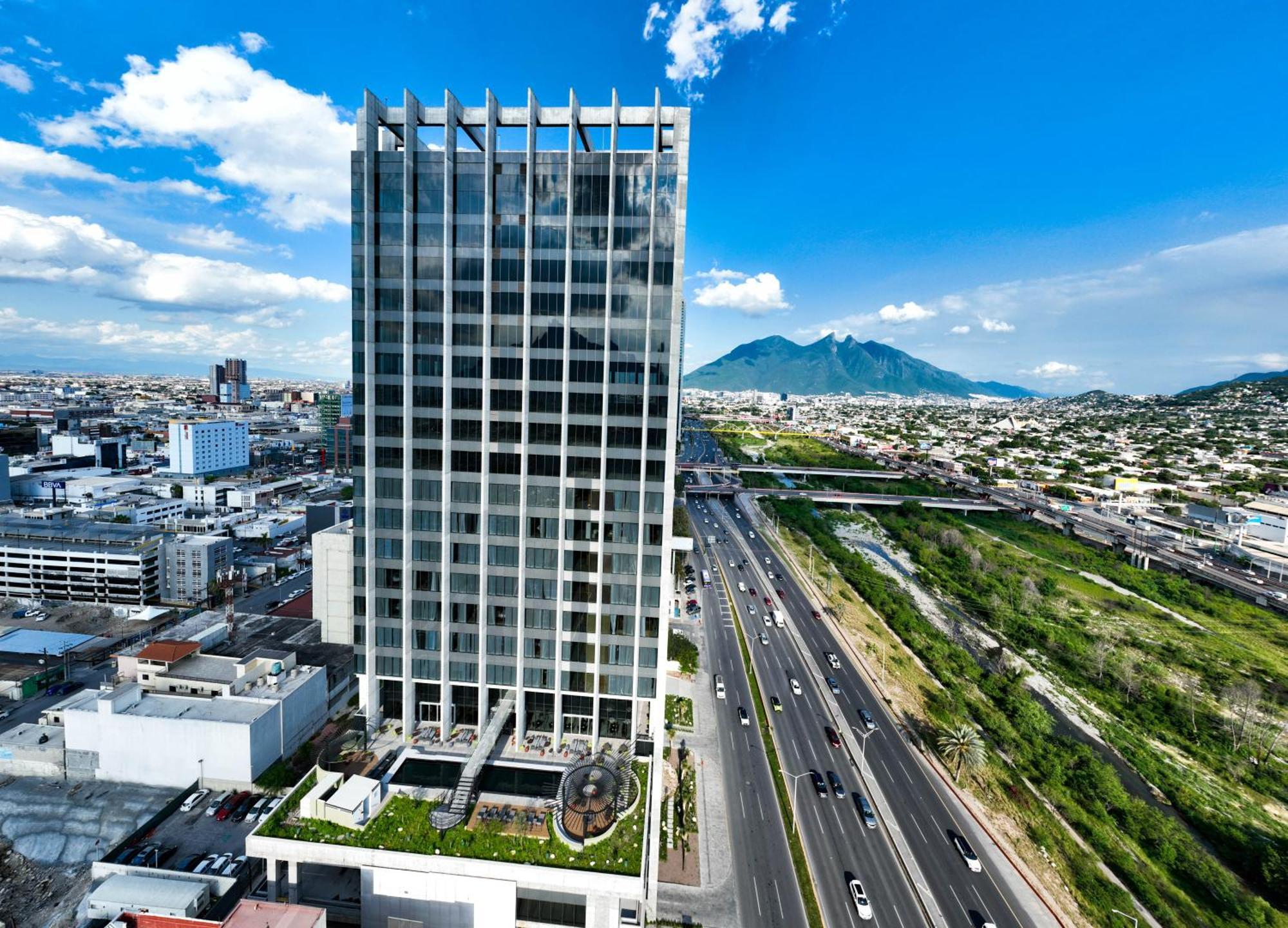 Galeria Plaza Monterrey Hotel Exterior photo Torre Futura